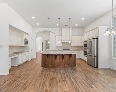 27215 Symphony Creek Lane - Photo Thumbnail 6