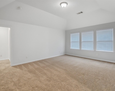 27215 Symphony Creek Lane - Photo Thumbnail 40