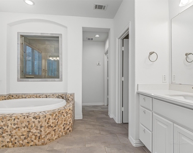 27215 Symphony Creek Lane - Photo Thumbnail 31