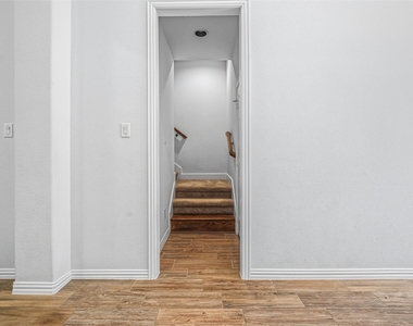 27215 Symphony Creek Lane - Photo Thumbnail 36