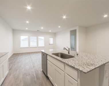 2209 Laurel Bloom Ln - Photo Thumbnail 5