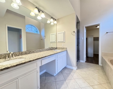 4510 Colony Hills Drive - Photo Thumbnail 15