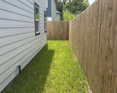 7311 Wileyvale Road - Photo Thumbnail 17