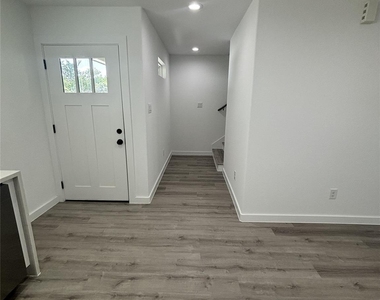 7311 Wileyvale Road - Photo Thumbnail 9