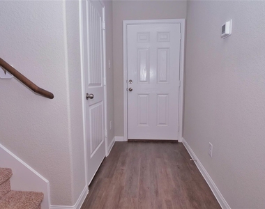 24519 Lorenzo Glaze Trail - Photo Thumbnail 3