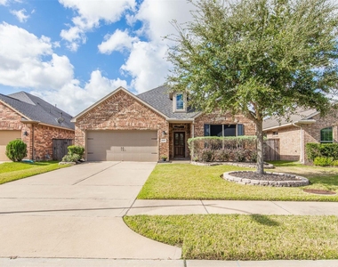 3426 Smart Sands Ln - Photo Thumbnail 1