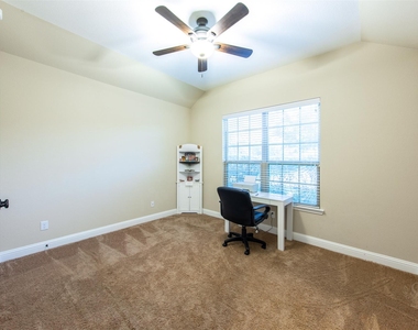 3426 Smart Sands Ln - Photo Thumbnail 13