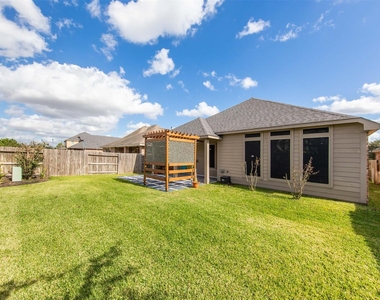 3426 Smart Sands Ln - Photo Thumbnail 18