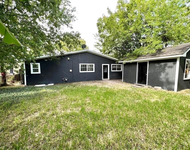 2107 Garvey Drive - Photo Thumbnail 34
