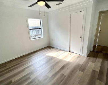 2107 Garvey Drive - Photo Thumbnail 28