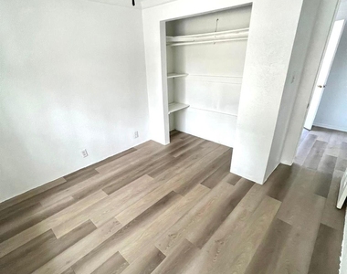 2107 Garvey Drive - Photo Thumbnail 25
