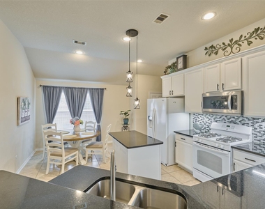 9940 Yearling Place - Photo Thumbnail 12