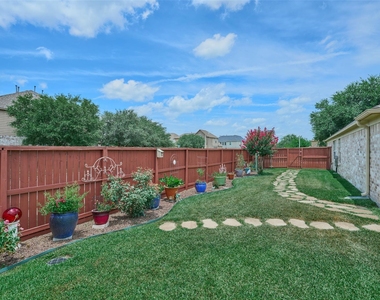 9940 Yearling Place - Photo Thumbnail 29
