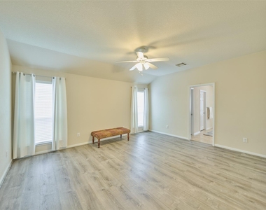 9940 Yearling Place - Photo Thumbnail 19