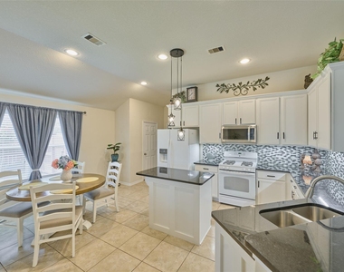 9940 Yearling Place - Photo Thumbnail 13