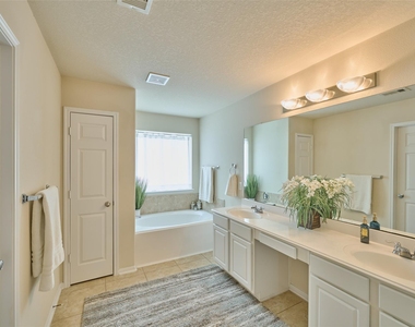9940 Yearling Place - Photo Thumbnail 21