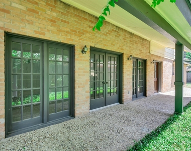 14134 Cleobrook Drive - Photo Thumbnail 2