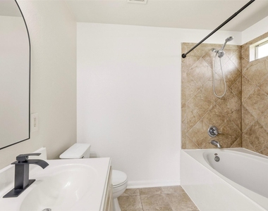 7719 Serene Wood Lane - Photo Thumbnail 16