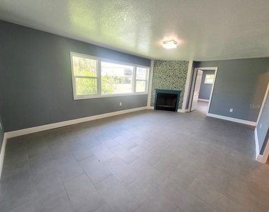 7222 Tropical Drive - Photo Thumbnail 11