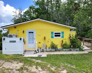 7222 Tropical Drive - Photo Thumbnail 2