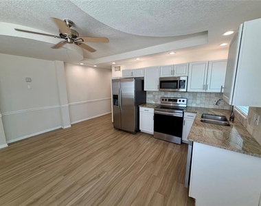 350 Gulf Boulevard - Photo Thumbnail 4