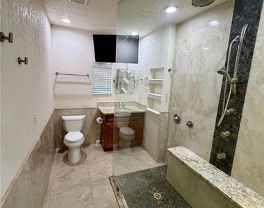 350 Gulf Boulevard - Photo Thumbnail 8
