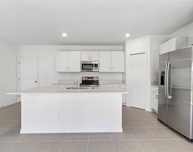 7847 Abagail Drive - Photo Thumbnail 6