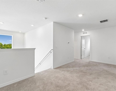 7847 Abagail Drive - Photo Thumbnail 11