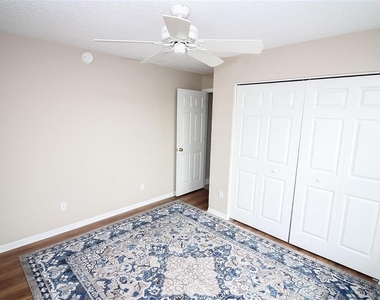 17765 Oak Bridge Street - Photo Thumbnail 22