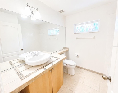 4201 Pine Isle Drive - Photo Thumbnail 17