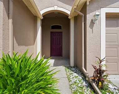 29417 Crossland Drive - Photo Thumbnail 4