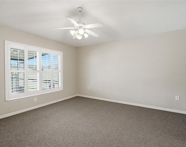 29417 Crossland Drive - Photo Thumbnail 17