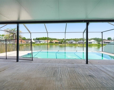 29417 Crossland Drive - Photo Thumbnail 21