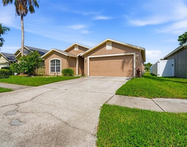 29417 Crossland Drive - Photo Thumbnail 2