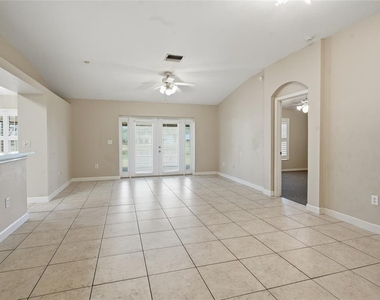 29417 Crossland Drive - Photo Thumbnail 10