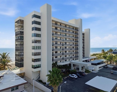 15462 Gulf Boulevard - Photo Thumbnail 3
