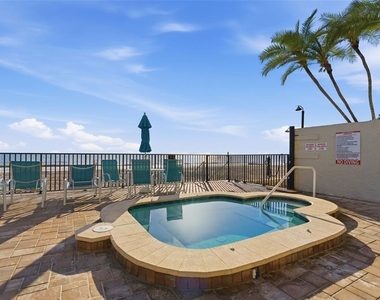 15462 Gulf Boulevard - Photo Thumbnail 33