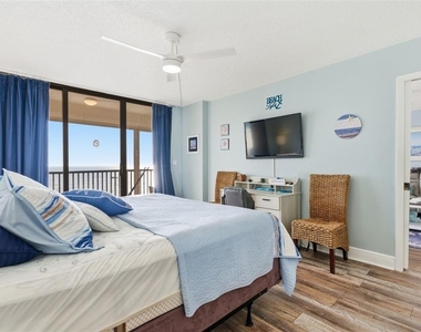 15462 Gulf Boulevard - Photo Thumbnail 24
