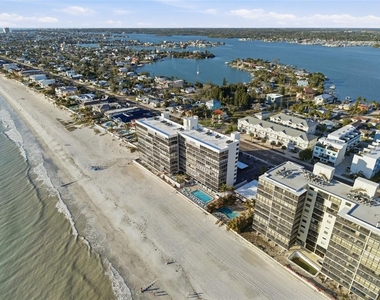 15462 Gulf Boulevard - Photo Thumbnail 43