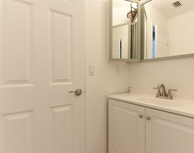 781 Little Pine Drive - Photo Thumbnail 30
