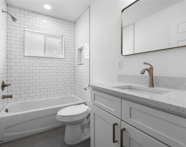505 43rd Street S - Photo Thumbnail 7