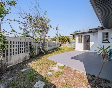 14040 Miramar Avenue - Photo Thumbnail 19