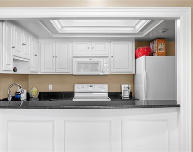 2611 Bayshore Boulevard - Photo Thumbnail 53