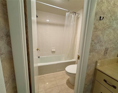 2611 Bayshore Boulevard - Photo Thumbnail 32