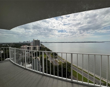 2611 Bayshore Boulevard - Photo Thumbnail 38