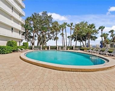 2611 Bayshore Boulevard - Photo Thumbnail 48
