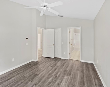 11111 Lakeside Vista Drive - Photo Thumbnail 42