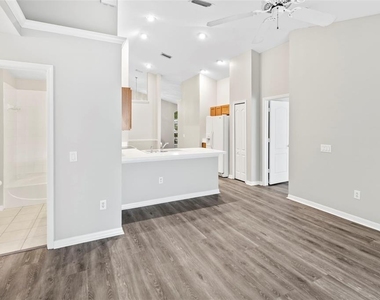 11111 Lakeside Vista Drive - Photo Thumbnail 34