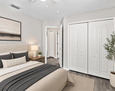 11111 Lakeside Vista Drive - Photo Thumbnail 14