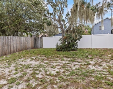 11111 Lakeside Vista Drive - Photo Thumbnail 22